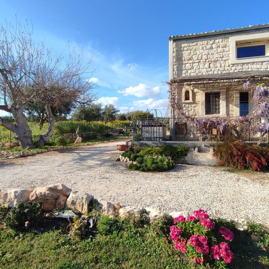 Villa Casadorata Buen Retiro Vista Mare Donnalucata  Exterior foto